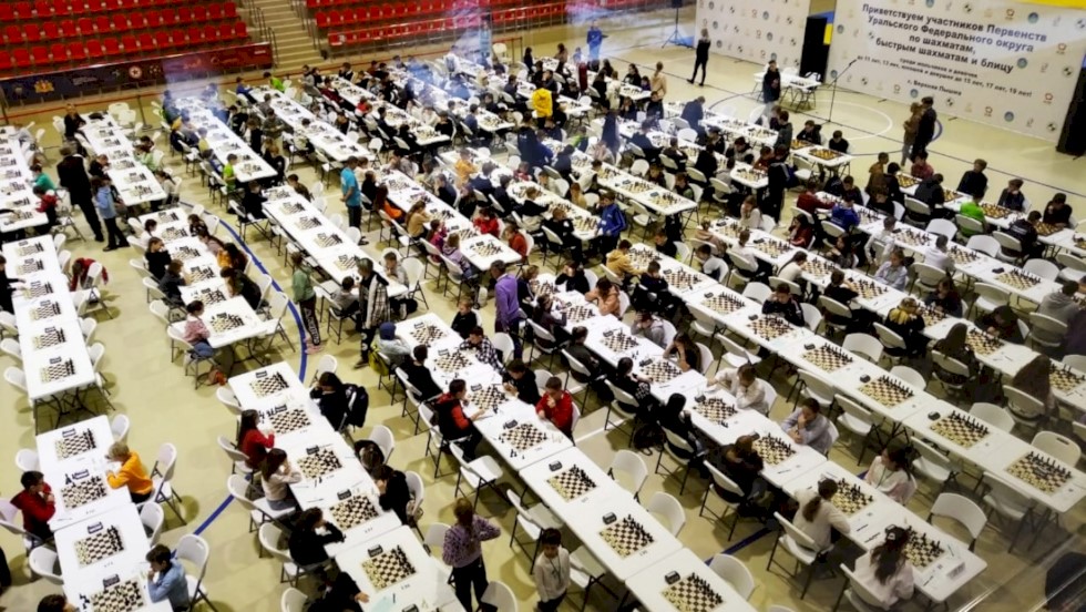 Спортсмены отделения шахмат  участвуют в первенство УрФО по шахматам среди мальчиков и девочек.