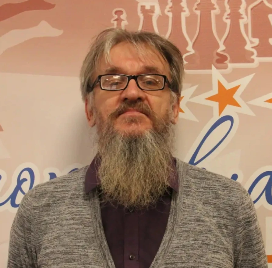 Казаринов Василий Поликарпович