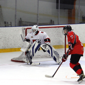 ХК «Авто – Верхняя Пышма» 2008 –  ХК «D13» 2008