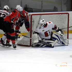 ХК «Авто – Верхняя Пышма» 2008 –  ХК «D13» 2008