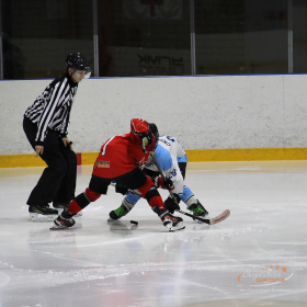 ХК «Авто – Верхняя Пышма» 2011 – ХК «Легенда» 2011