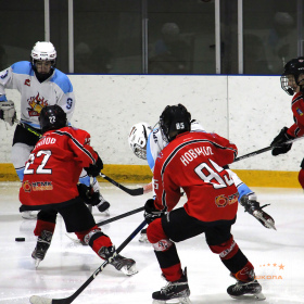 ХК «Авто – Верхняя Пышма» 2011 – ХК «Легенда» 2011