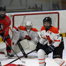 «Авто – Верхняя Пышма» – ХК «Молот»