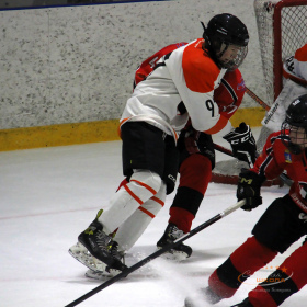 «Авто – Верхняя Пышма» – ХК «Молот»