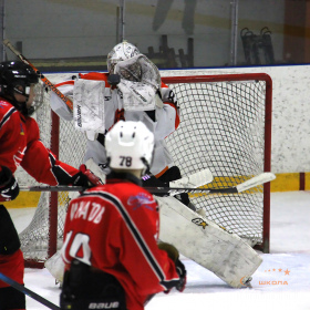 «Авто – Верхняя Пышма» – ХК «Молот»