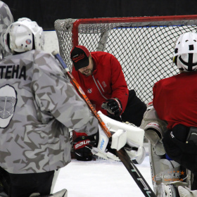 Мастер-класс по хоккею для вратарей