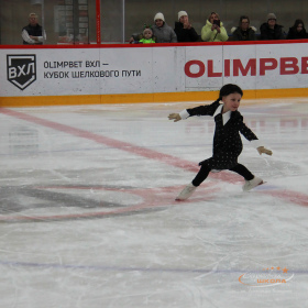 Новогодняя тренировка юных фигуристов