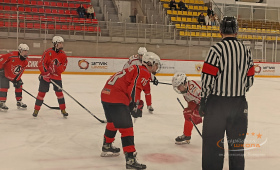 Товарищеские игры между командами ЮХЛ и МХЛ