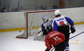 ХК Авто - ХК СШ А.В. Кожевникова